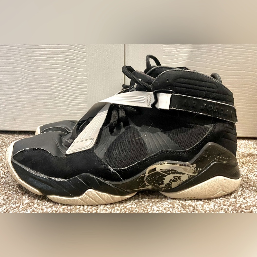 Size 9.5 Nike Air Jordan VIII Retro 8.0 Dark Charcoal Black White Men